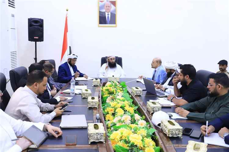 وزير الأوقاف والإرشاد يترأس اجتماعًا لقطاع الحج والعمرة لمناقشة خطة تطوير الأداء