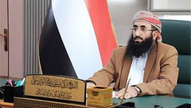 وزير الأوقاف يبارك تعيين الشيخ تركي قشمة محافظاً لصعدة: الرجل المناسب في المكان المناسب