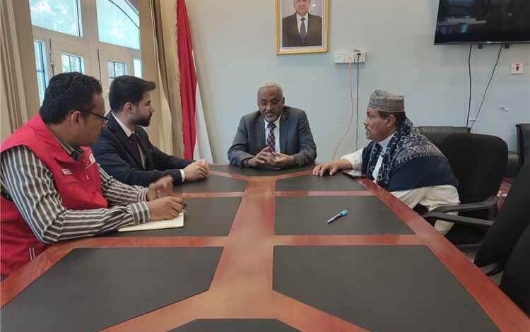 وزير الإدارة المحلية يبحث مع جمعية الهلال الأحمر التركي تعزيز التدخلات الإنسانية والتنموية في المحافظات المحررة