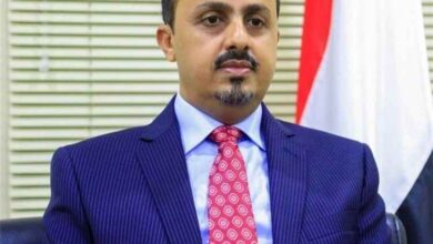 وزير الإعلام لـ«الشرق الأوسط»: منعنا فرض «مطار صنعاء» منصّةً إيرانية