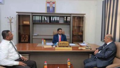 وزير التعليم الفني يناقش أوضاع قطاع التعليم الفني والتدريب المهني في الحديدة وسبل تطويره