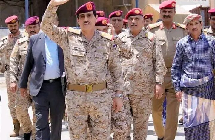 وزير الدفاع يصل شبوة في أول زيارة إلى المحافظة ويجتمع مع قيادة السلطة المحلية
