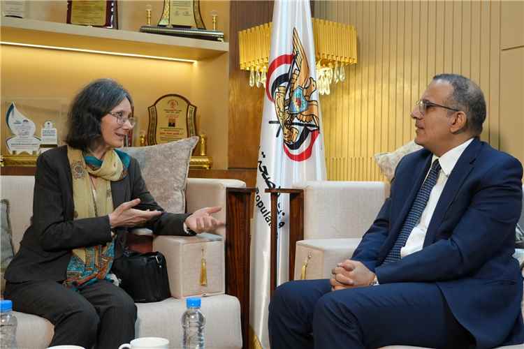 وزير الصحة يبحث مع سفيرة فرنسا تعزيز الشراكة الصحية ويستعرض أولويات تطوير القطاع وبرامج الاستثمار في الكوادر