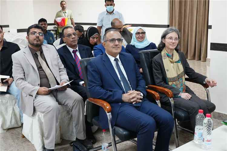 وزير الصحة يدشن مشروعاً لبناء قدرات 3 آلاف كادر صحي في مجال صحة الأم والطفل بدعم فرنسي