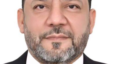 وزير الكهرباء يدعو إلى الاصطفاف الوطني خلف القيادة ويؤكد: استعادة الدولة السبيل لإنهاء معاناة اليمنيين
