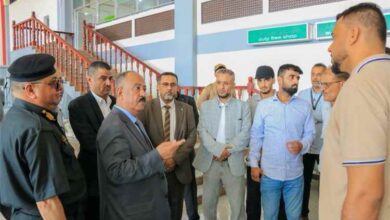 وزير النقل يتفقد عدداً من قطاعات الوزارة في عدن ويطلع على سير النشاط الملاحي والجوي