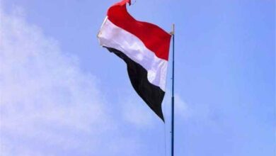 وزيران يؤكدان تمسك الحكومة بسيادة اليمن ودعمها للمبادرات الإنسانية