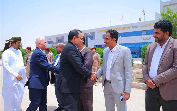 المشهد اليمني - وفد وزاري وأممي يصل الغيضة لبحث دعم الأمن الغذائي والمائي في المهرة
