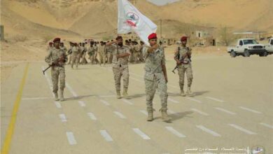 وكيل حضرموت لشؤون الوادي والصحراء يتفقد اللواء الرابع بالفرقة الثانية درع الوطن في رماه