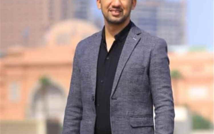 ​قيادات من مؤتمر حضرموت الجامع تطمئن على صحة رئيس دائرة العلاقات العامة الأستاذ أحمد بن حميد
