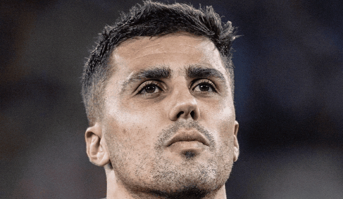 لهذا السبب أصر رودري على إبلاغ ريال مدريد بقراره شخصيًا