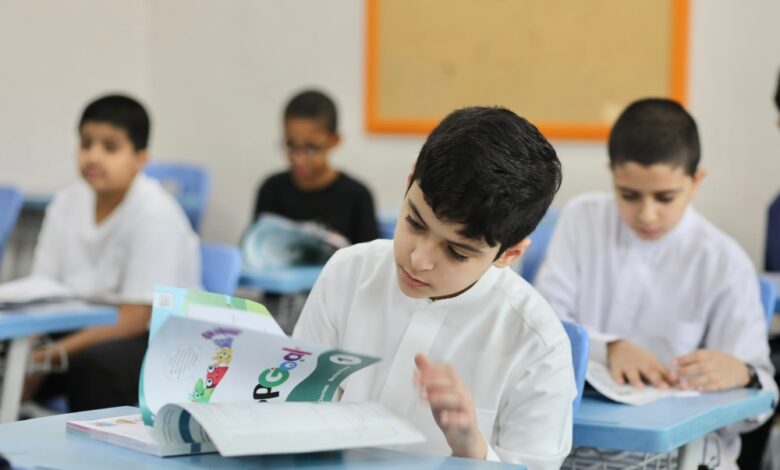 240 مدرسة تحتضن "فصول موهبة" و5200 طالب في البرنامج المتقدم للعلوم والرياضيات