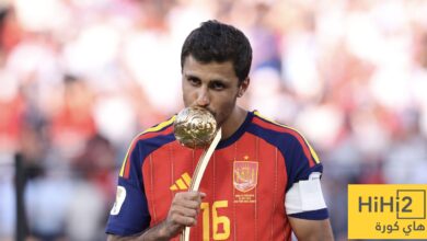 كلاسيكو ناري في سوق الانتقالات .. برشلونة ينافس ريال مدريد على ضم رودري