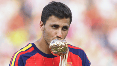 برشلونة يرد على ما فعله ريال مدريد في صفقة ألفاريز.. والهدف رودري