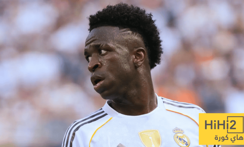 من لندن إلى مدريد.. تحركات غامضة لوكيل فينيسيوس