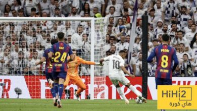 ميشيل يضع نقطة ضعف ريال مدريد تحت المجهر ويشيد بتماسك برشلونة