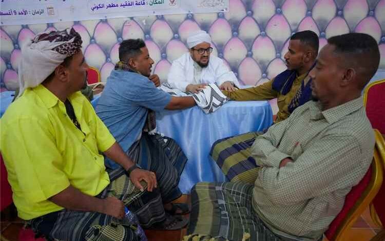 "إرادة تصنع الأمل".. السلطة المحلية بأبين تترجم التوجيهات الإنسانية إلى واقع بزواج 200 شاب وشابة