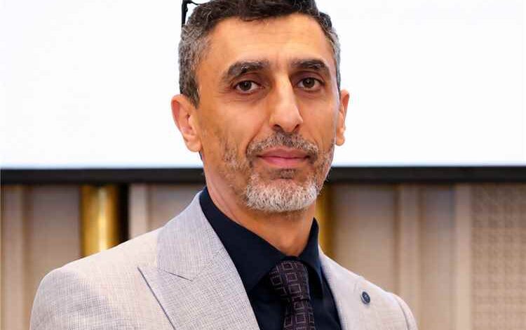 أحمد الزنداني يشيد بوزير الدفاع: مكاشفة الرأي العام سلاح لمواجهة الفساد داخل الجيش