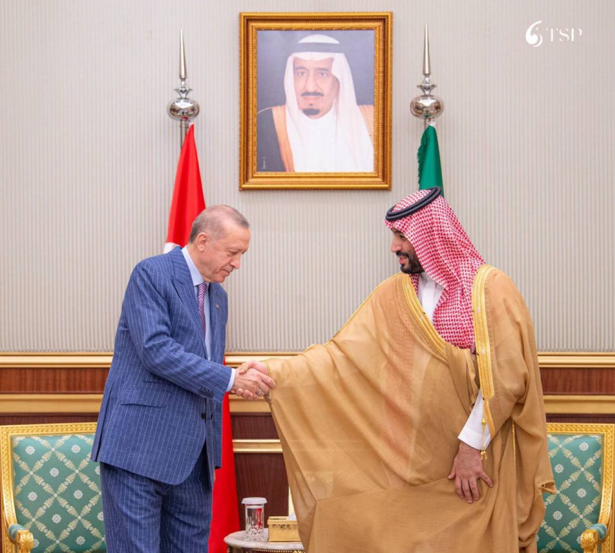 أردوغان يدين هجمات الحوثي بالبحر الأحمر ويرحب بإنشاء التحالف البحري بقيادة السعودية