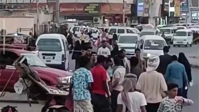 أزمة الغاز تربك المواصلات في عدن وترفع أجور التنقل بين المديريات