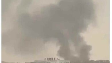 أضرار في منازل وممتلكات مدنيين عقب استهداف حوثي لأحياء مأرب