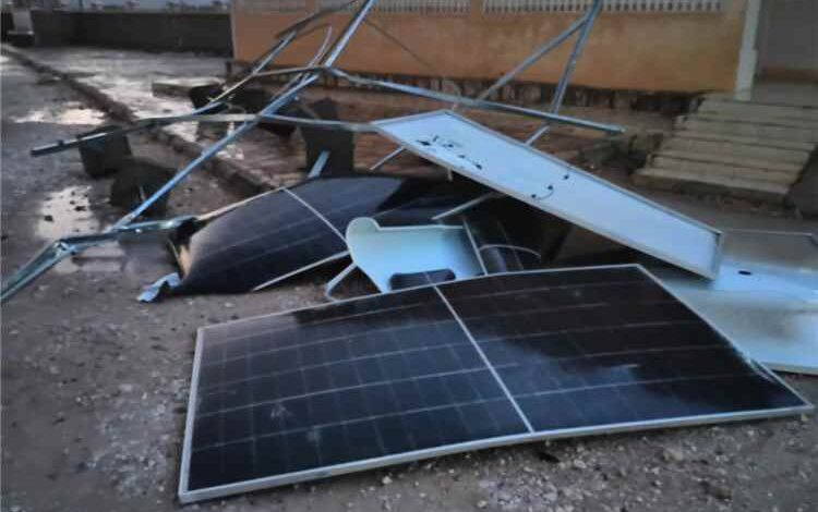 أضرار مادية جراء الأمطار والرياح في مركز صحي بمنطقة صنا برخية
