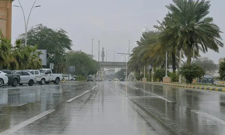 أمطار غزيرة تضرب عدة محافظات في منطقة جازان