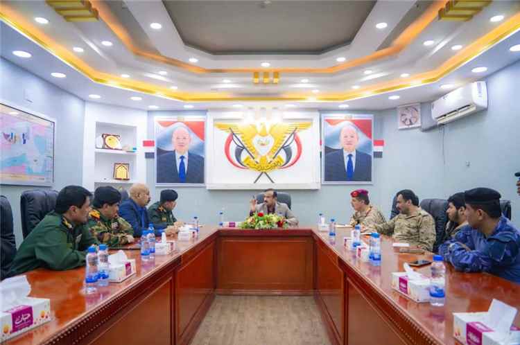 أمنية شبوة تشيد بيقظة اجهزتها الامنية والعسكرية، ووقوف ابناء المحافظة معها