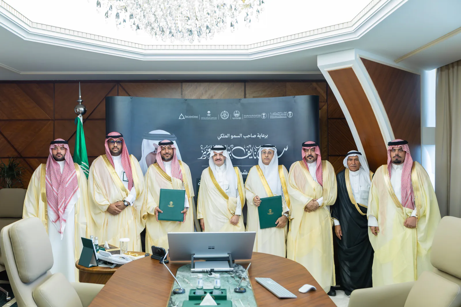 أمير الشرقية يرعى اتفاقية لتنمية غابات المانجروف ومكافحة التصحر