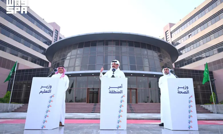 أمير عسير يعلن اعتماد المدينة الطبية بجامعة الملك خالد مدينةً طبية تخصصية لخدمة المناطق الجنوبية