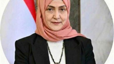 إشراق المقطري: استمرار قصف المخا يؤكد خطورة بقاء السلاح خارج سلطة الدولة