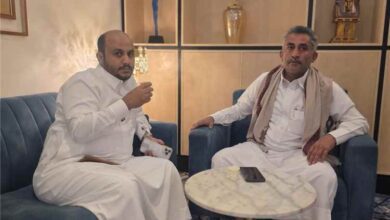 اتحاد المهاجرين اليمنيين وتحالف قبائل حاشد يبحثان تعزيز التعاون المشترك