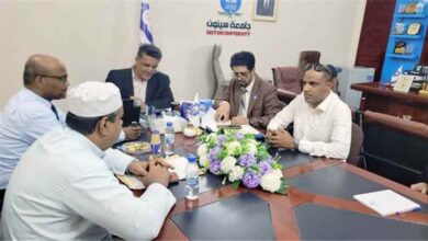اتفاق بين جامعة سيئون وبنك حضرموت لتيسير الخدمات المصرفية لمنتسبي الجامعة