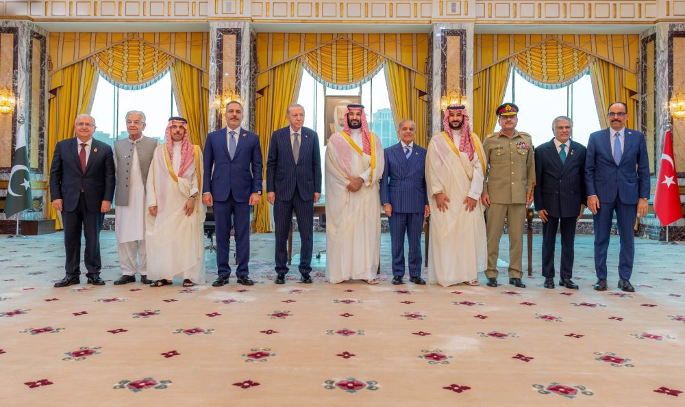 اتفاقية مكة.. ماذا يعني «الردع الجماعي» عمليًا لجيوش الدول الثلاث؟