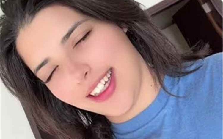 المشهد اليمني - اتهام يمني لمؤثرة مغربية بالنصب في 20 ألف دولار.. والرد جاء سريعا: أرسلها برغبته والمبلغ "حلال"
