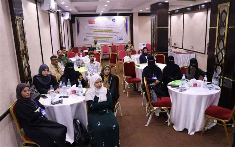 اختتام ورشة تدريبية في عدن حول استخدام أدوات الذكاء الاصطناعي وتوظيفها في العمل الصحفي