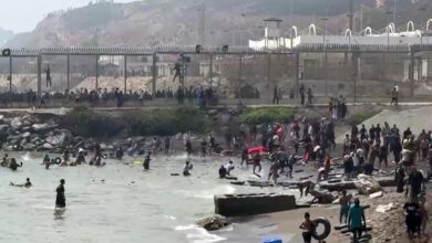ارتفاع حصيلة قتلى أزمة الهجرة في سبتة إلى 67 شخصًا