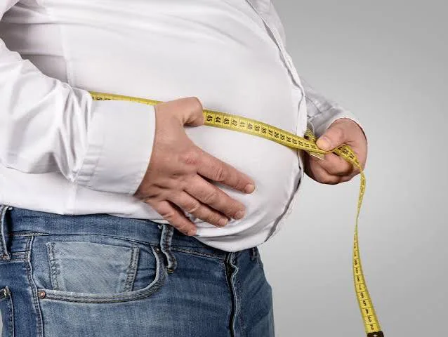 استشاري قلب يحذر: 60% من البالغين سيعانون زيادة الوزن بحلول 2050