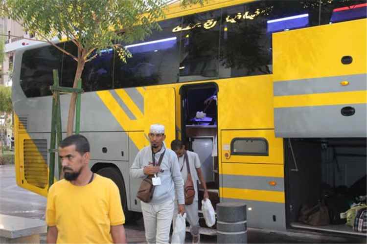 استقبال حافل لمعتمري جمعية الصم في المدينة المنورة