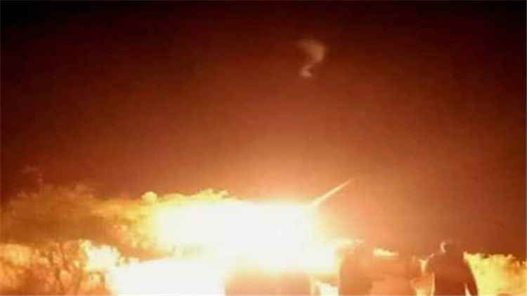 اشتباكات عنيفة وتبادل للقصف المدفعي بين مليشيا الحوثي والمقاومة الوطنية جنوبي الحديدة