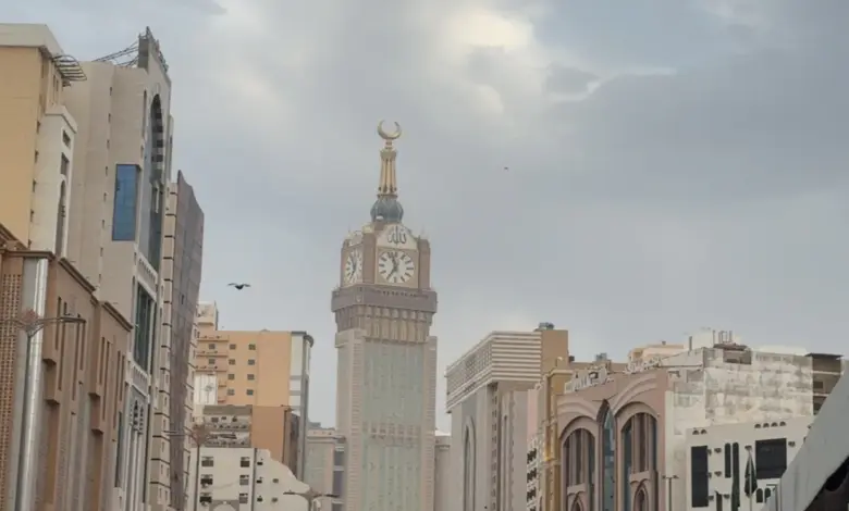 الأرصاد يُنبّه من رياح نشطة على مكة المكرمة وحائل وأمطار غزيرة على جازان