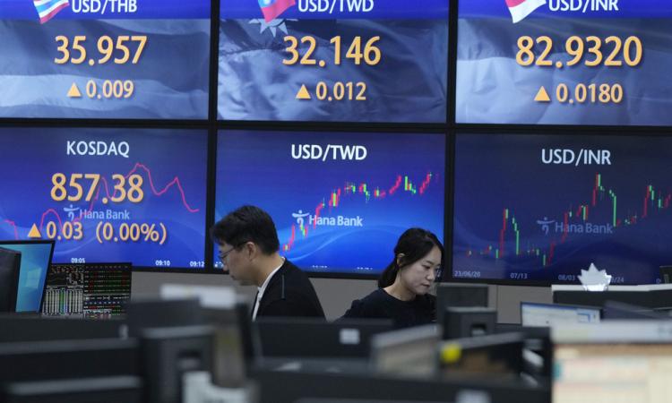 الأسهم الآسيوية تتراجع مع تصاعد التوترات الأمريكية الإيرانية