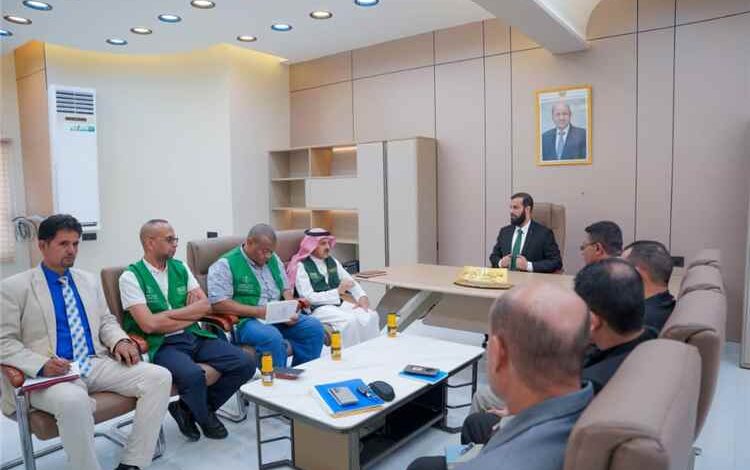 البرنامج السعودي لتنمية واعمار اليمن يجدد التزامه بشراكة إنمائية قائمة على الاحتياجات الفعلية في أبين والمحافظ يثمن جهود الرياض