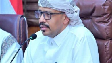 التميمي يشارك في اجتماع قيادة مصلحة شؤون القبائل ويثمن الأدوار الوطنية للمرجعيات القبلية بحضرموت