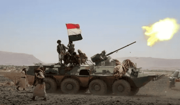 الجيش اليمني يرد على تصعيد حوثي في تعز بقصف 4 مواقع للميليشيا