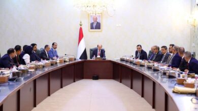 الحكومة اليمنية ترفع الجاهزية وتتعهد بدعم القوات المسلحة في مواجهة الحوثيين