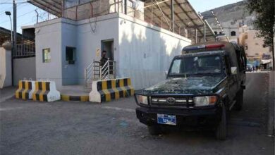 الحوثيون يحيلون 4 معتقلين إلى المحكمة الجزائية المتخصصة في صنعاء