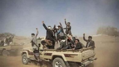 الحوثيون يضغطون على مشايخ ووجهاء صنعاء وعمران لرفد الجبهات بمقاتلين