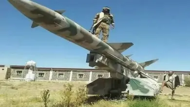 الحوثيون يقصفون جزرًا يمنية بالصواريخ الباليستية بعد إحباط هجوم زوارق