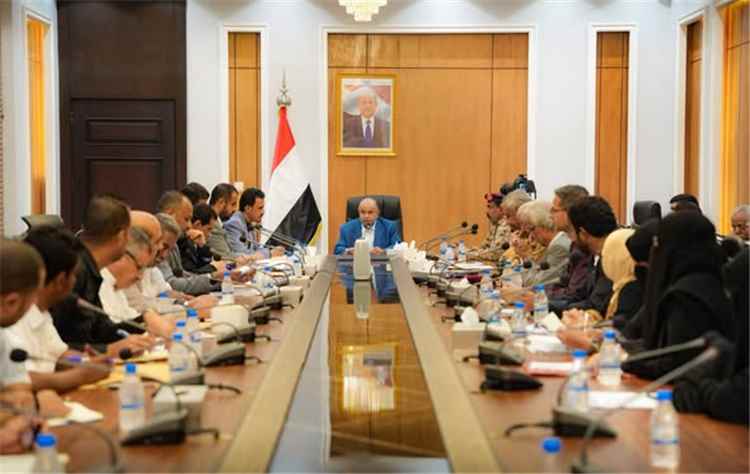 الخنبشي يترأس الاجتماع الاعتيادي السادس للمكتب التنفيذي بساحل حضرموت ويؤكد أهمية تعزيز الجاهزية وتحمل المسؤولية